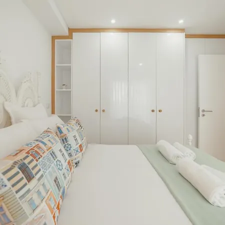Cozy By Homing